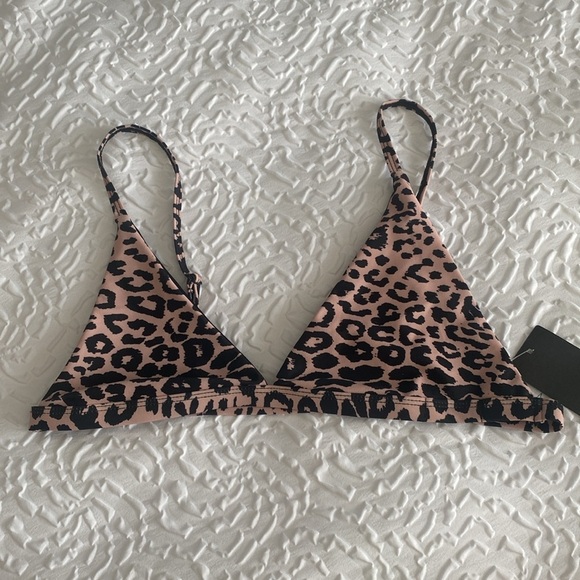 NWT Nasty Gal leopard print triangle bikini top size 10 (Medium) - Picture 2 of 11